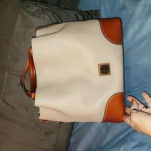Dooney and bourke satchel